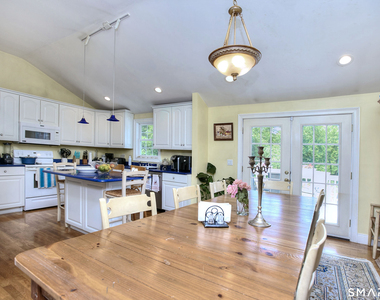 287 Greens Farms Road - Photo Thumbnail 6