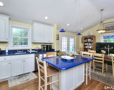 287 Greens Farms Road - Photo Thumbnail 16