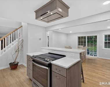 45 Richmond Avenue - Photo Thumbnail 7