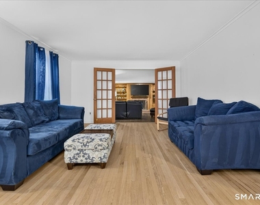 45 Richmond Avenue - Photo Thumbnail 3