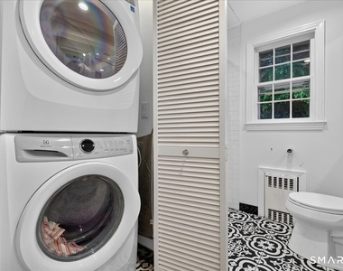 45 Richmond Avenue - Photo Thumbnail 13