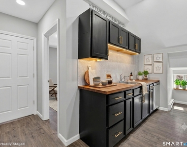 158 Cliff Street - Photo Thumbnail 2