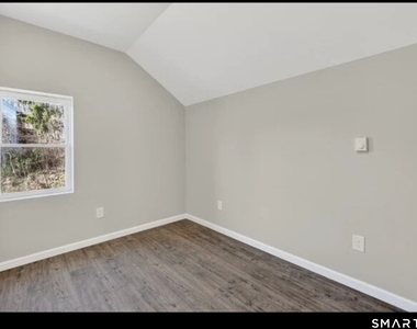 158 Cliff Street - Photo Thumbnail 11