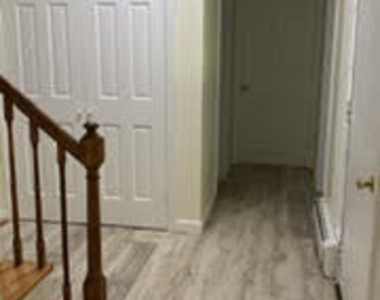 154 Riverhill Road - Photo Thumbnail 2