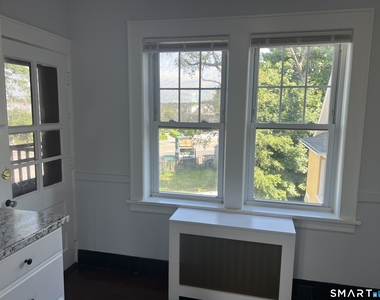 24 Circular Avenue - Photo Thumbnail 11