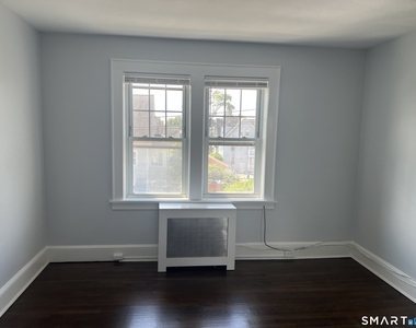 24 Circular Avenue - Photo Thumbnail 14