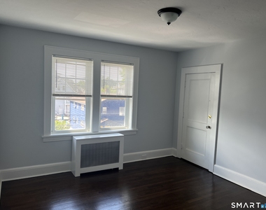 24 Circular Avenue - Photo Thumbnail 3