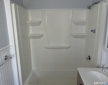 24 Circular Avenue - Photo Thumbnail 17