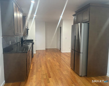 339 Harral Avenue - Photo Thumbnail 8