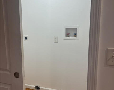 339 Harral Avenue - Photo Thumbnail 10
