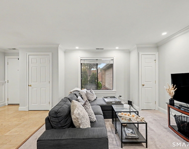 2289 Bedford Street - Photo Thumbnail 10