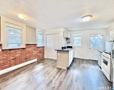24 Northill Street - Photo Thumbnail 3