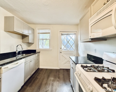 24 Northill Street - Photo Thumbnail 5