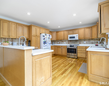 44 Newfield Court - Photo Thumbnail 5