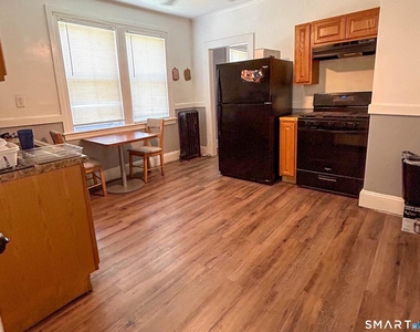 57-59 Love Lane - Photo Thumbnail 2