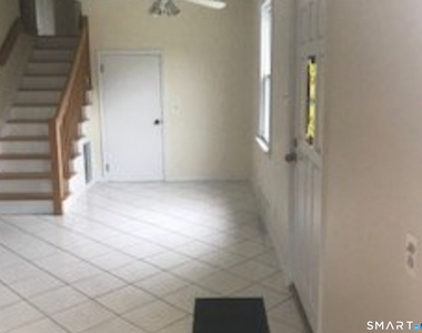 17 Henry Street - Photo Thumbnail 1