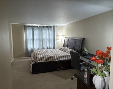 1376 Pheasant Circle - Photo Thumbnail 7