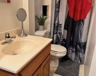 257 Johnston Road - Photo Thumbnail 13