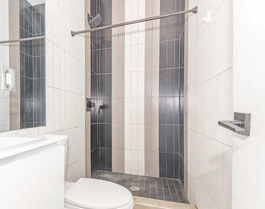 854 Greene Avenue - Photo Thumbnail 6