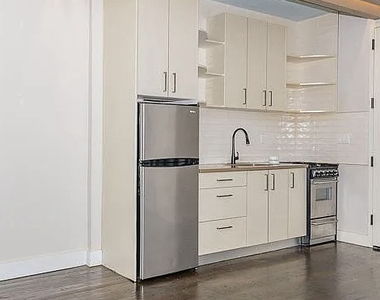 854 Greene Avenue - Photo Thumbnail 3