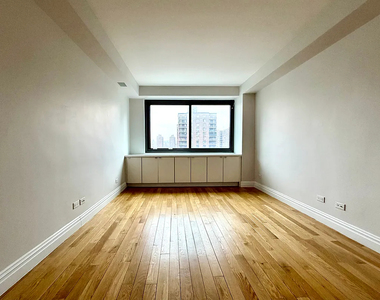 120 West 97th Street - Photo Thumbnail 2