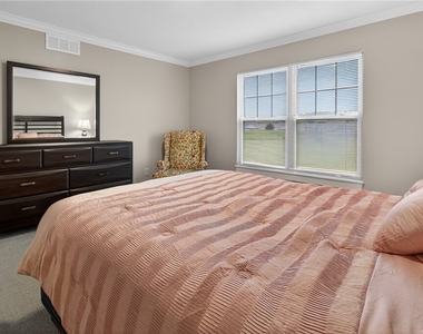 681 High Street - Photo Thumbnail 12