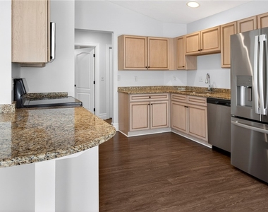 681 High Street - Photo Thumbnail 24