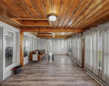 9326 Rivershore Drive - Photo Thumbnail 25