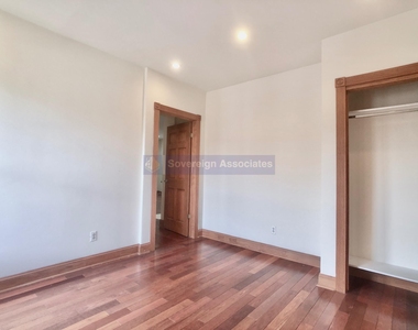 295 Convent Avenue - Photo Thumbnail 4