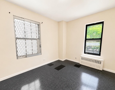 973 Aldus St - Photo Thumbnail 2