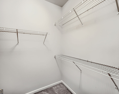 2444 Norwood Drive Se - Photo Thumbnail 14