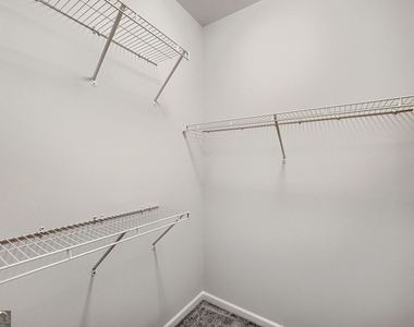 2444 Norwood Drive Se - Photo Thumbnail 13