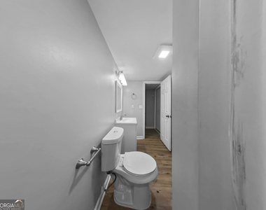 608 Silver Trace Court - Photo Thumbnail 17