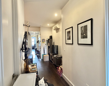 376 Graham Avenue - Photo Thumbnail 6