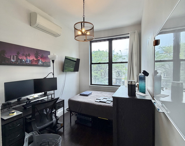 376 Graham Avenue - Photo Thumbnail 3