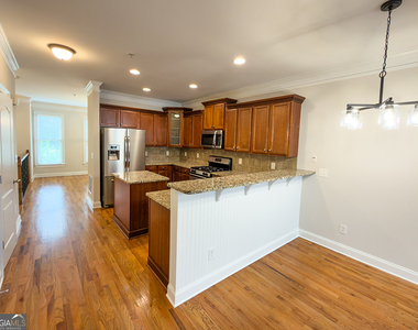 1221 Concord Road Se - Photo Thumbnail 6