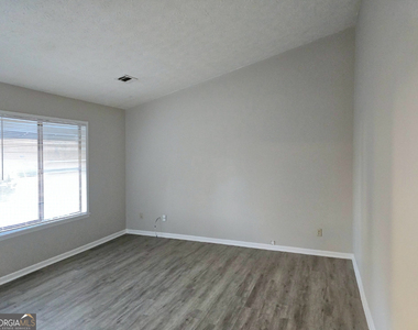 8147 Flamingo Drive - Photo Thumbnail 3