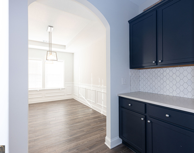 4510 Mountain Ivy Drive - Photo Thumbnail 14
