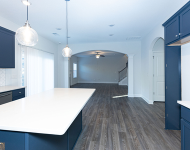 4510 Mountain Ivy Drive - Photo Thumbnail 11