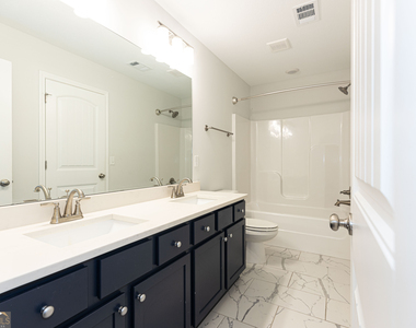 4510 Mountain Ivy Drive - Photo Thumbnail 16
