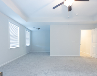 4510 Mountain Ivy Drive - Photo Thumbnail 19