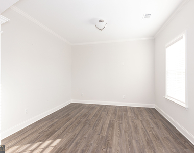 4510 Mountain Ivy Drive - Photo Thumbnail 5