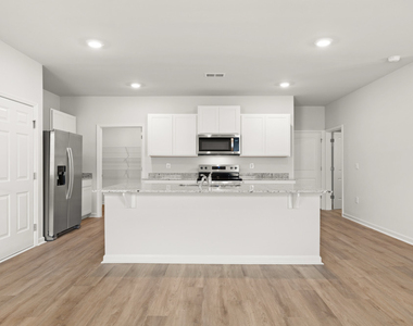 98 Babcock Drive Ne - Photo Thumbnail 2