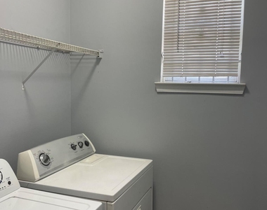 6316 Ellenwood Drive - Photo Thumbnail 5