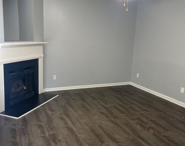 6316 Ellenwood Drive - Photo Thumbnail 9