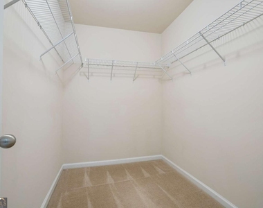 2330 Meadow Peak Point - Photo Thumbnail 13