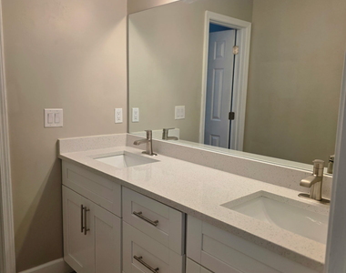2257 Roseberry Lane - Photo Thumbnail 26