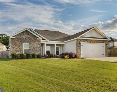404 Ledford Way - Photo Thumbnail 1