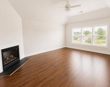 2900 The Terraces Way - Photo Thumbnail 10