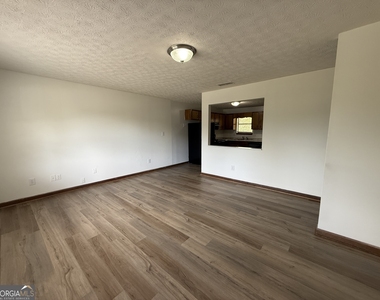 113 Michele Drive - Photo Thumbnail 1
